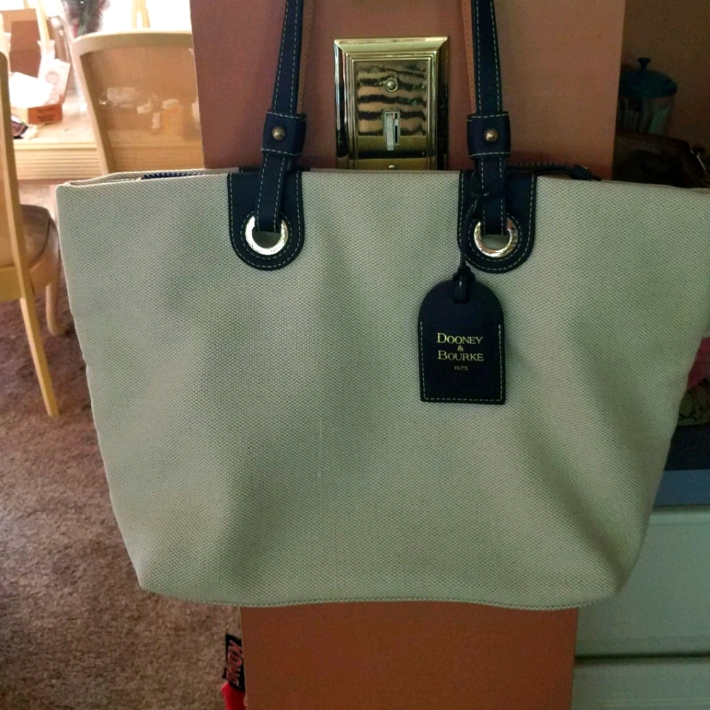 Dooney & Bourke Large Canvass Bag